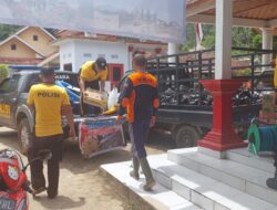 Peduli Sesama, Polres Batu Distribusikan Bantuan Banjir ke Desa Pujiharjo Kabupaten Malang