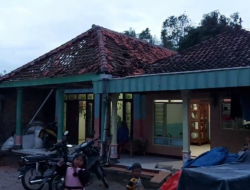 Puluhan Rumah Rusak Diterjang Puting Beliung