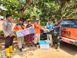 Gerak Cepat,  Polres Kediri Kota Bersihkan Material Longsor di Desa Kanyoran Semen