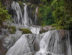 Curug Bibijilan, Menyaksikan Pesona Air Terjun Indah Nan Alami di Sukabumi