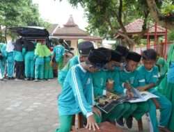 Mobil Disdik Kini Dilengkapi dengan Buku Bacaan, Cara Pemkab Kediri Tingkatkan Literasi