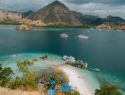 Pesona Pulau Kelor, Surga Bahari Tersembunyi di Labuan Bajo