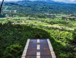 Puncak Mustika Manik, Panorama Alam yang Menawan di Bogor