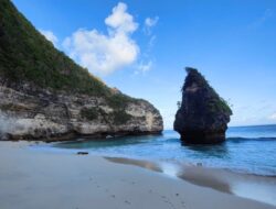 Pesona Suwehan Beach, Pantai Tersembunyi Nan Eksotis di Klungkung