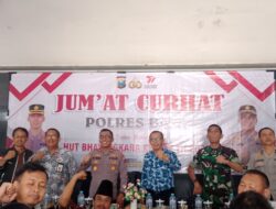Pedagang Pasar Kota Batu Curhat Dengan Diskoperindag dan Polres