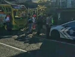Mobil Odong-Odong Resahkan Angkutan Umum Resmi di Jalan Raya