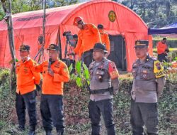 Tim Sar Gabungan Masih Mengupayakan Evakuasi Terhadap Delapan Penambang Emas Yang Masih Terjebak