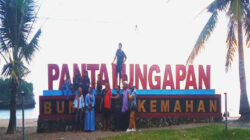 Pantai Ungapan terletak di daerah selatan Kabupaten Malang, tepatnya berada di wilayah Desa Gajahrejo, Kecamatan Gedangan