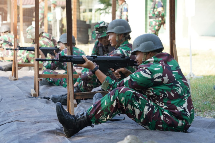 Korem 084/Bhaskara Jaya menggelar Latihan Menembak Senjata Ringan (Latbak Jatri) yang digelar Selasa (28/5/2024) guna meningkatkan keterampilan menembak prajurit