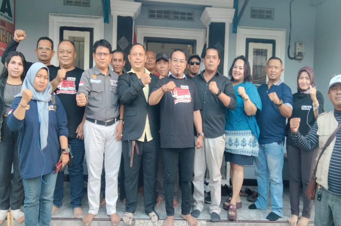 Jelang Puncak HUT ke-19, Gubernur dan Wagub LSM LIRA Jatim Koordinasi Persiapan bersama panitia demi suksesnya kegiatan nasional.