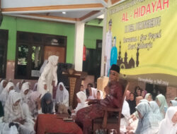 PKK Desa Durungbedug Gelar Pengajian Al-Hidayah Bersama Gus Peyek