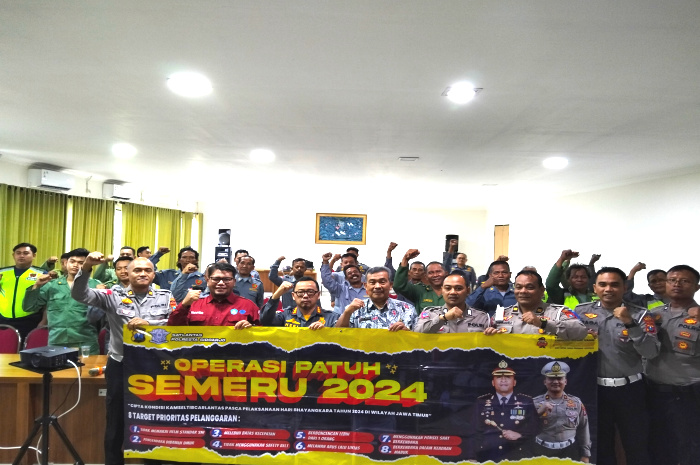 Satlantas Polresta Sidoarjo Sosialisasikan Operasi Patuh Semeru 2024 di Sukodono