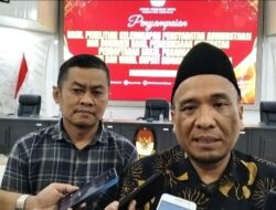 KPU Kabupaten Sidoarjo Serahkan Hasil Verifikasi Administrasi