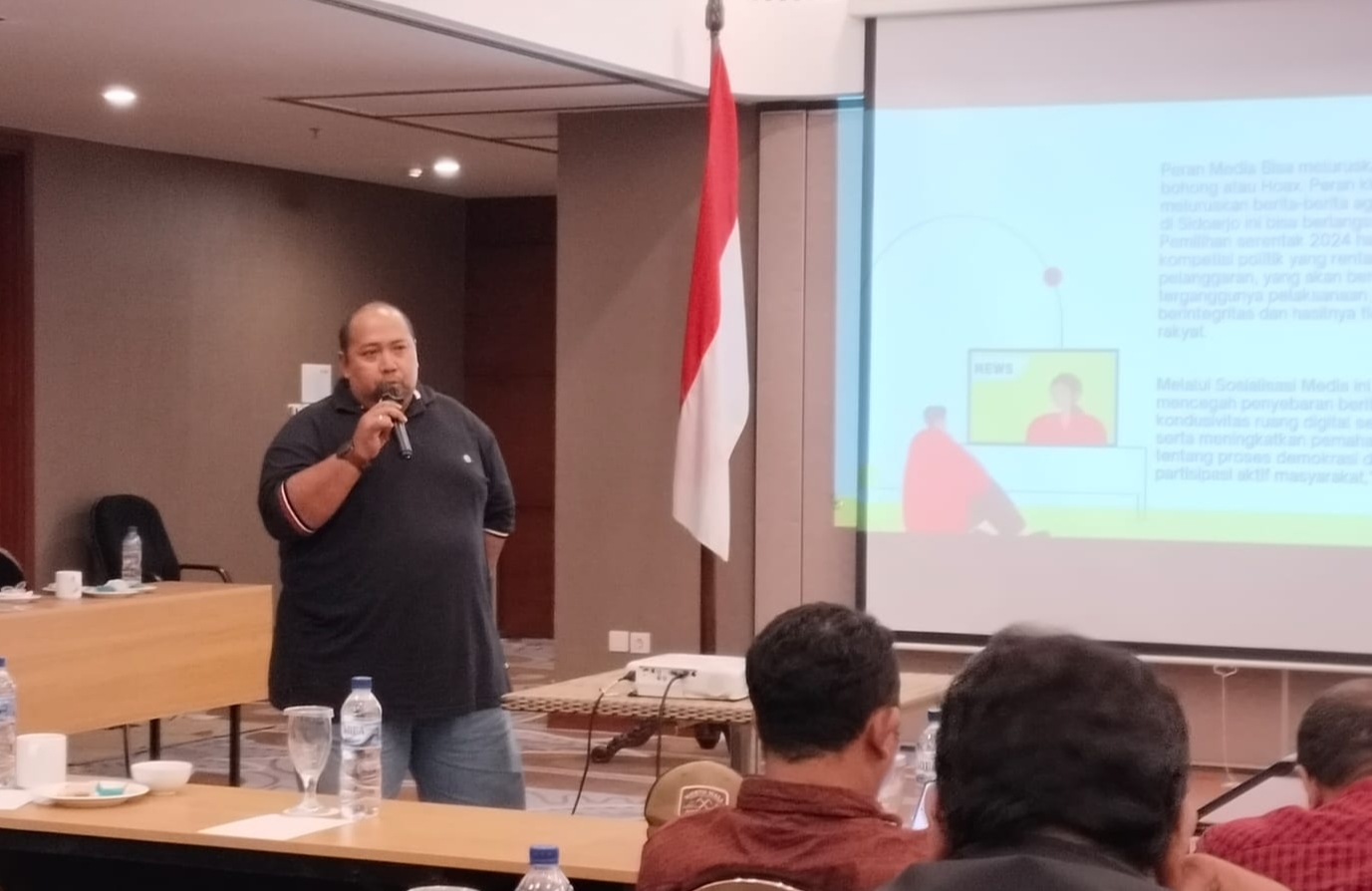 Komisi Pemilihan Umum (KPU) Sidoarjo mengadakan media gathering. Ketua IJTI (Ikatan Jurnalis Televisi Indonesia) Korda Sidoarjo, Pramono Putra, sebagai salah satu pembicara dalam kegiatan tersebut.