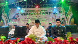 Banjar Kemuning Bersholawat Bersama KH. Muwafiq Sukses Digelar