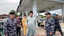 Danlanal Bintan Dampingi Bupati Kunjungi Pulau Mantang dalam Safari Ramadhan 2025