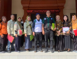 Dinkes Jatim Verifikasi STBM Mojokerto, DR Koen Irianto Apresiasi Warga Miji