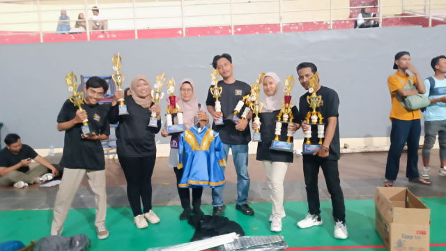 TK Negeri Pembina Desa Cemandi Sabet 9 Piala dalam ajang lomba Drumband Bupati Cup 2025