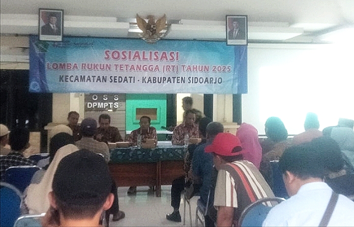 Kecamatan Sedati Gelar Sosialisasi Lomba RT Tahun 2025 yang dipimpin langsung oleh Camat Sedati, Abu Dardak.