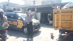 Polsek Sedati Respon Cepat Insiden Truk Urukan Patah As Roda
