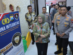 Rini, Menteri PAN-RB Kunjungi Polresta Sidoarjo