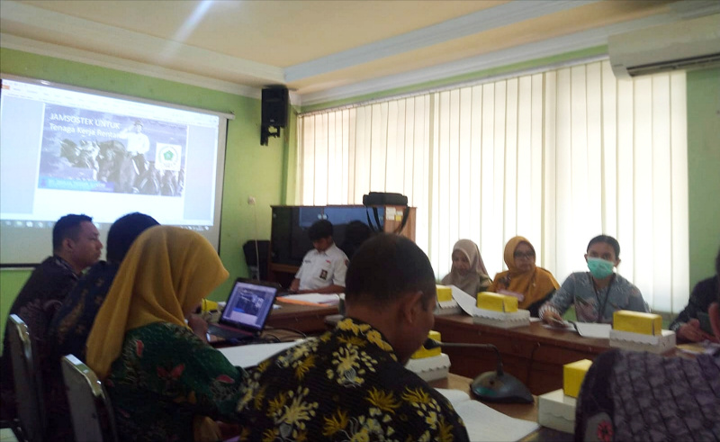 Ojol dan Pekerja Rentan Sidoarjo Masuk Perbup Baru yang tengah dibahas serius oleh Pemkab Sidoarjo bersama sejumlah Organisasi Perangkat Daerah (OPD) dan DPRD.