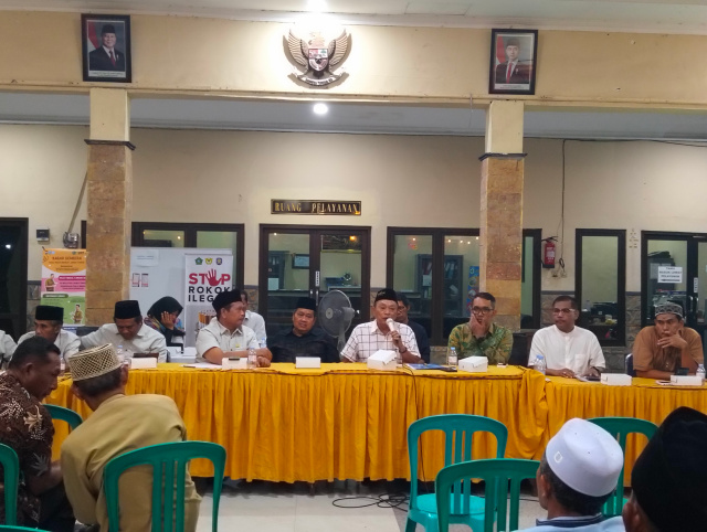 Kisruh Lahan Makam di Jumput Rejo Memanas, 4 Dusun yaitu Beciro, Keling, Kedung, dan Jumput Kulon kompak menolak keberadaan makam di desanya.