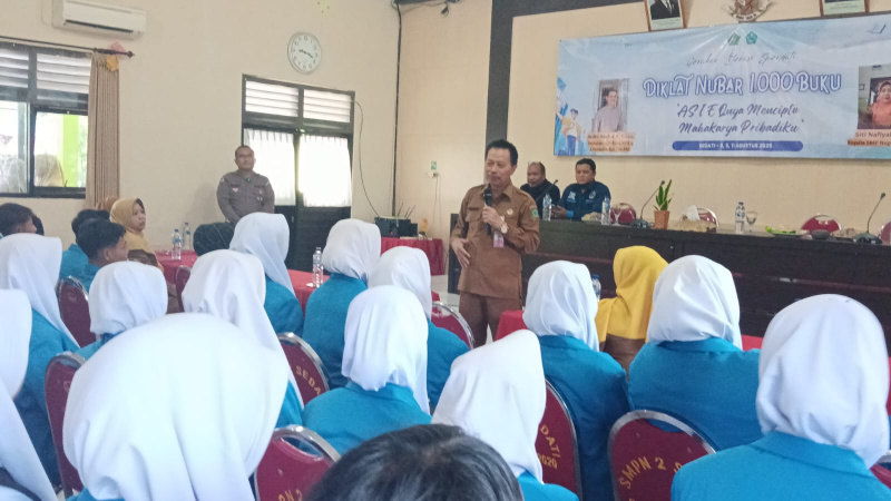 AWOS meluncurkan Program Lentera (Lindungi Entitas Remaja dan Anak-anak di Lingkungan Sekolah) di SMPN 2 Sedati