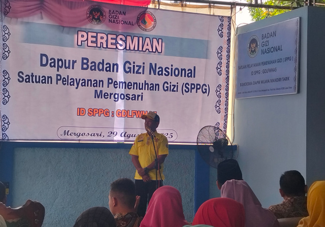 Dapur Badan Gizi Nasional Wijaya Mandiri Tarik yang dikelola Satuan Pelayanan Pemenuhan Gizi (SPPG) BUMDes Margosari diresmikan sebagai wujud nyata program Asta Cita Presiden Prabowo.