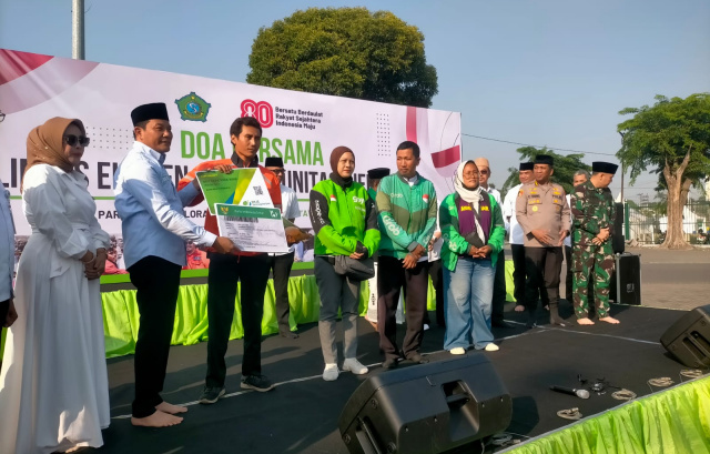 Doa bersama ojol Sidoarjo dan lintas elemen masyarakat bagi kedamaian, keamanan, sekaligus kenyamanan serta kondusifitas Sidoarjo