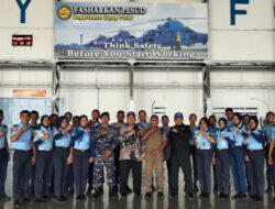 Siswa SMK Penerbangan PBD Medan PKL di Puspenerbal Juanda