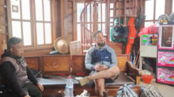 Alam Indonesia dan nilai tukar menjadi daya tarik wisatawan mancanegara, termasuk bagi petualang asal Prancis, Kevin Novgel.