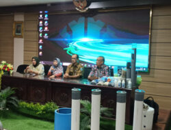 DR Koen Irianto Uripan Bekali TTG Sanitarian Ponorogo