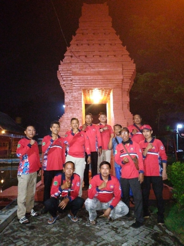 Ngopi Bareng Redkar Pasuruan menjadi ajang mempererat solidaritas dan kebersamaan antar anggota Relawan Pemadam Kebakaran Kabupaten Pasuruan.