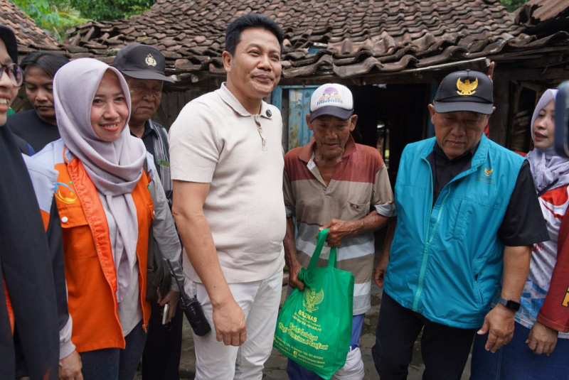 Percepatan renovasi RTLH menjadi perhatian Pemerintah Kabupaten usai Bupati Sidoarjo H. Subandi melakukan sidak di Tarik dan Waru