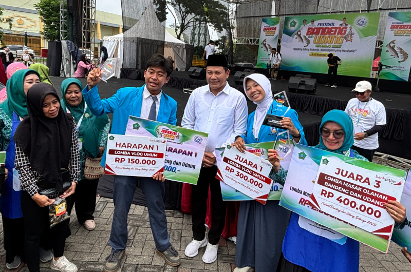 Bupati Subandi berharap Festival Bandeng Udang dapat digelar secara berkelanjutan dan menjadi agenda rutin daerah